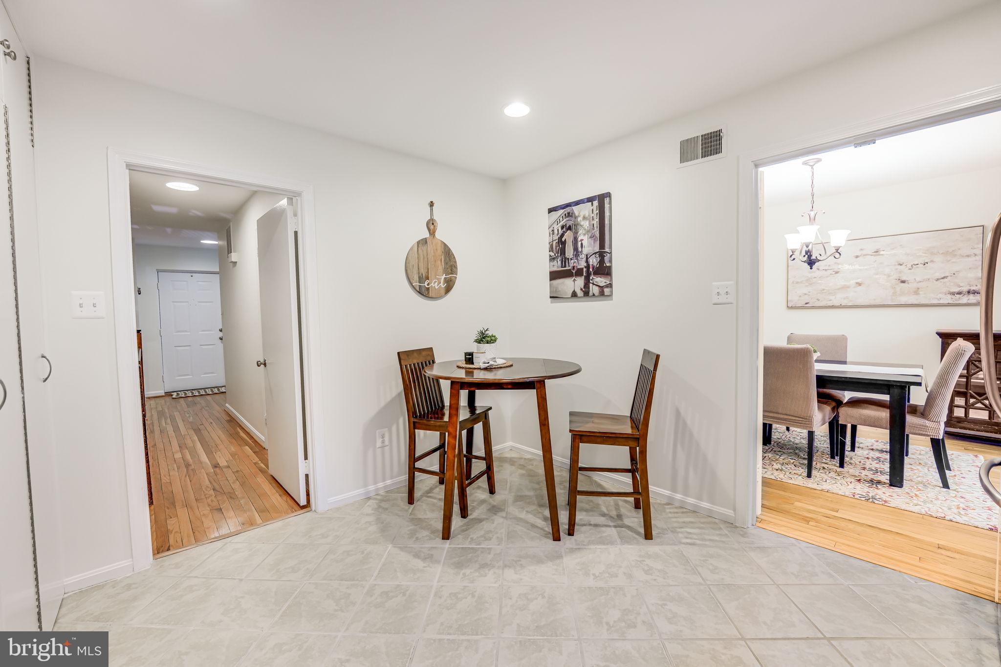 2111 Golf Course Drive Reston, VA 20191 - Photo 10 of 34 Eat-in area in Kitchen