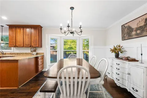 $424,000 | 1134 East Sleepy Hollow Drive, Olathe, KS 66062