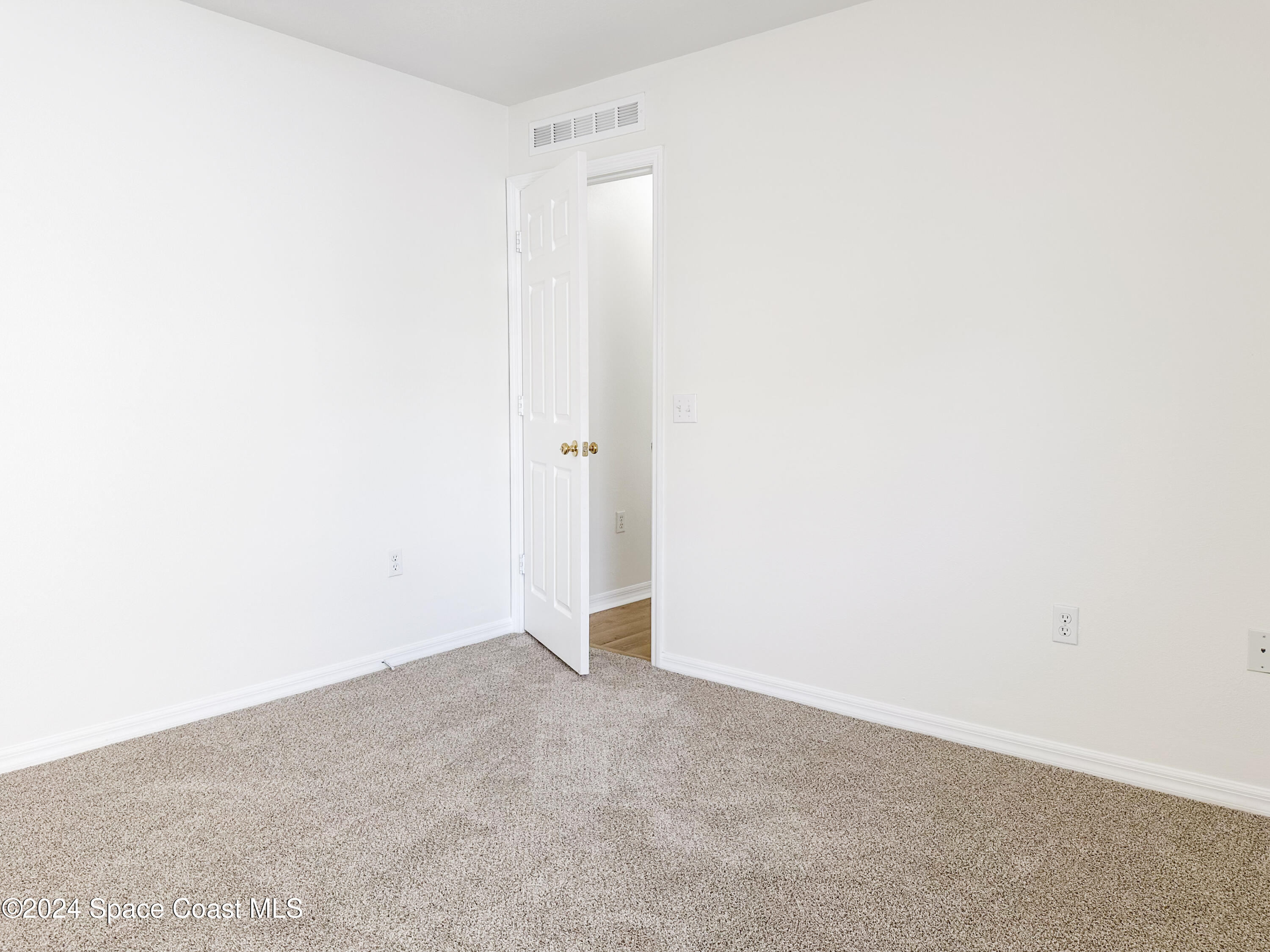 152 Morgan Circle Sebastian, FL 32958 - Photo 25 of 64 26-IMG_8484