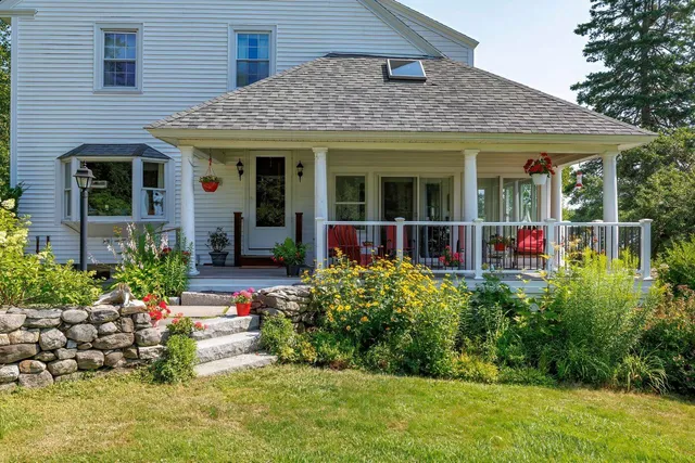 $1,895,000 | 11 Ocean Bridge Boulevard, Lamoine, ME 04605