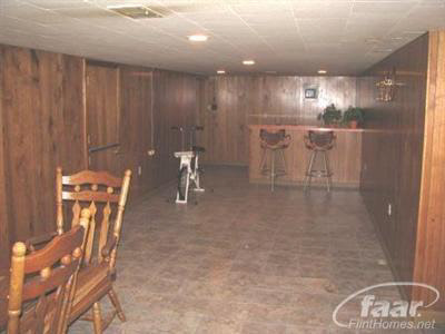 737 Kay Street Davison, MI 48423 - Photo 9 of 14 20192298-8.JPG