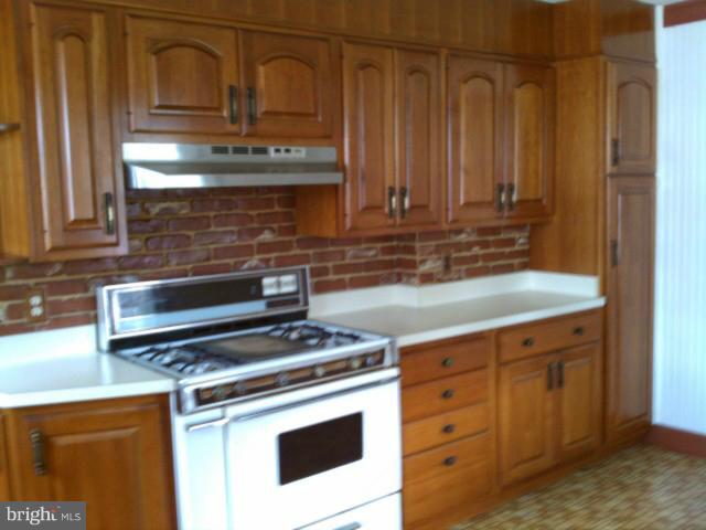 33 Terrace Road Essex, MD 21221 - Photo 1 of 14 Kitchen