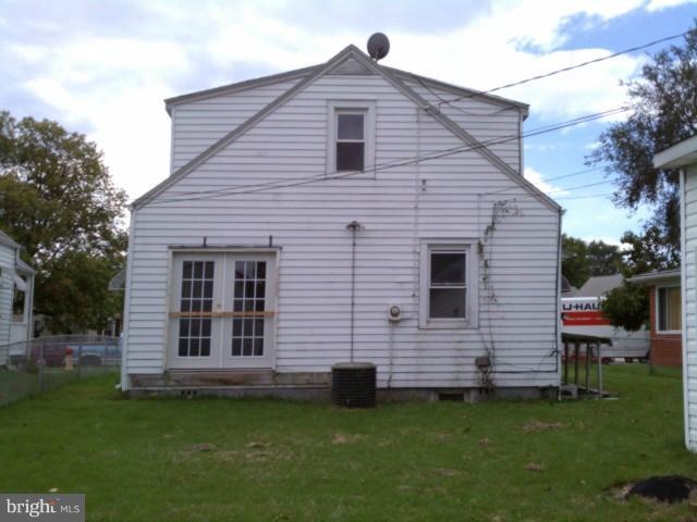 33 Terrace Road Essex, MD 21221 - Photo 5 of 14 Exterior (General)