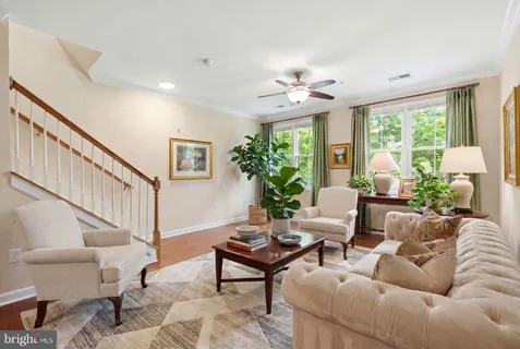 $415,000 | 404 King Farm Boulevard, Unit 40406, Rockville, MD 20850
