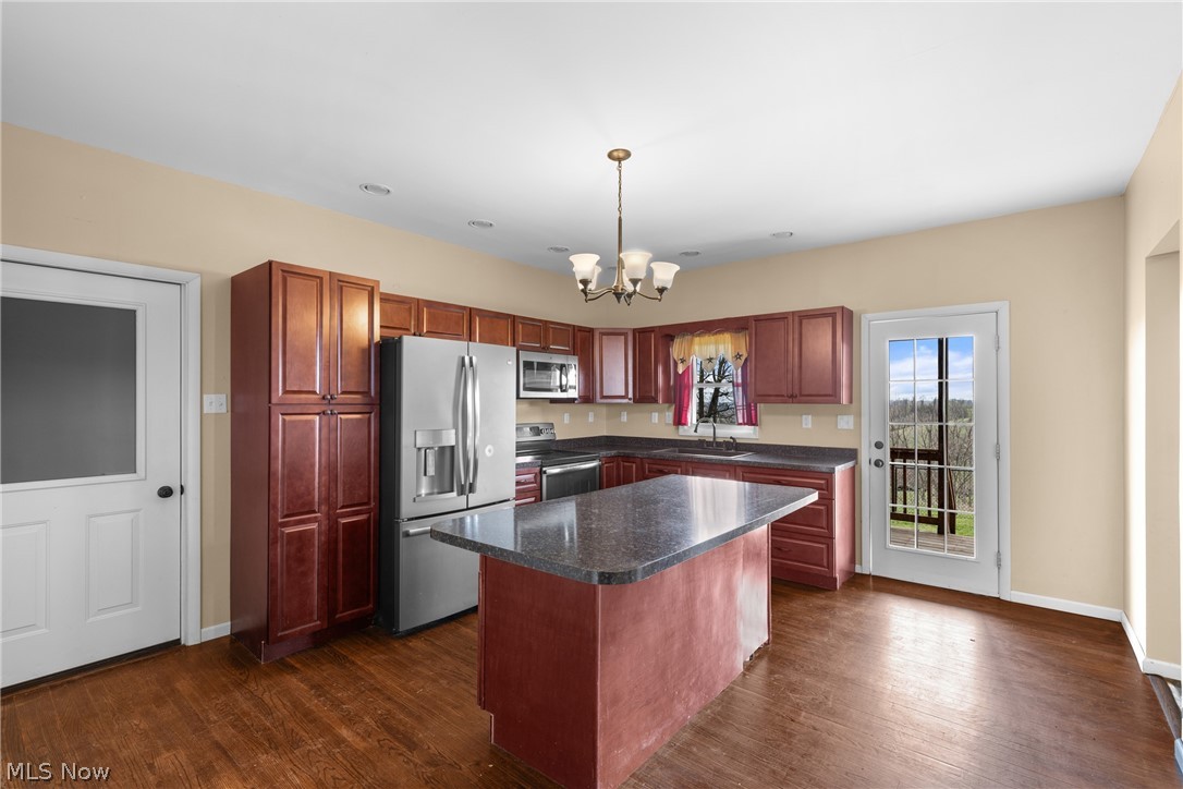 52161 Key Bellaire Road Bellaire, OH 43906 - Photo 12 of 44