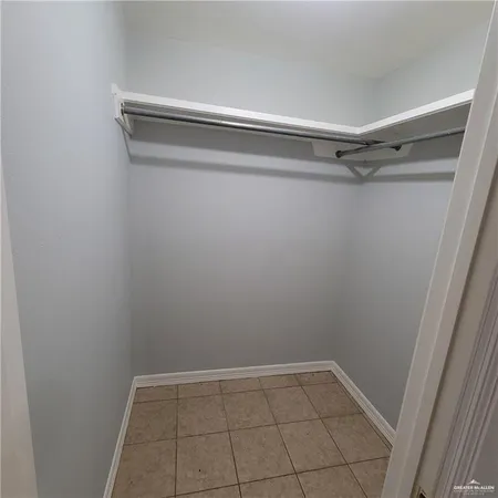 $950 | 2321 West Candlelight Lane, Unit 4, Edinburg, TX 78541