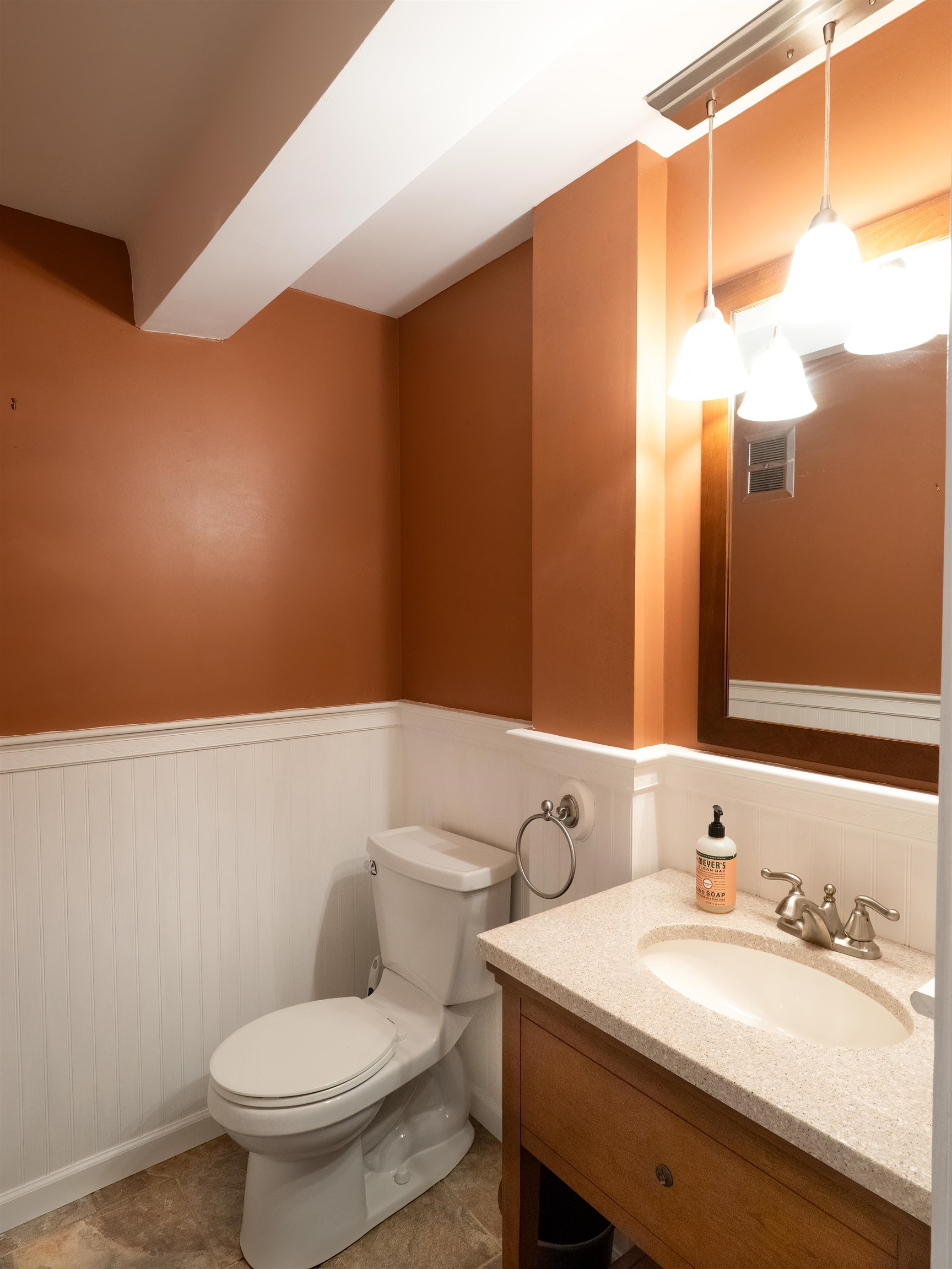 824 Hard Road, Unit A3 Hartford, VT 05059 - Photo 10 of 40 Gallery Image 10