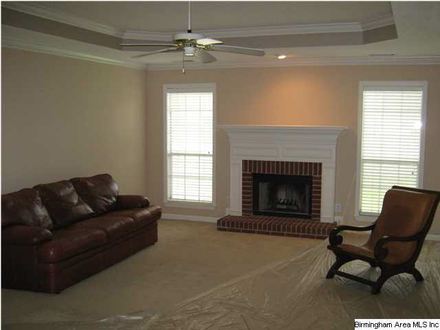 217 Leaf Lane Alabaster, AL 35007 - Photo 4 of 14