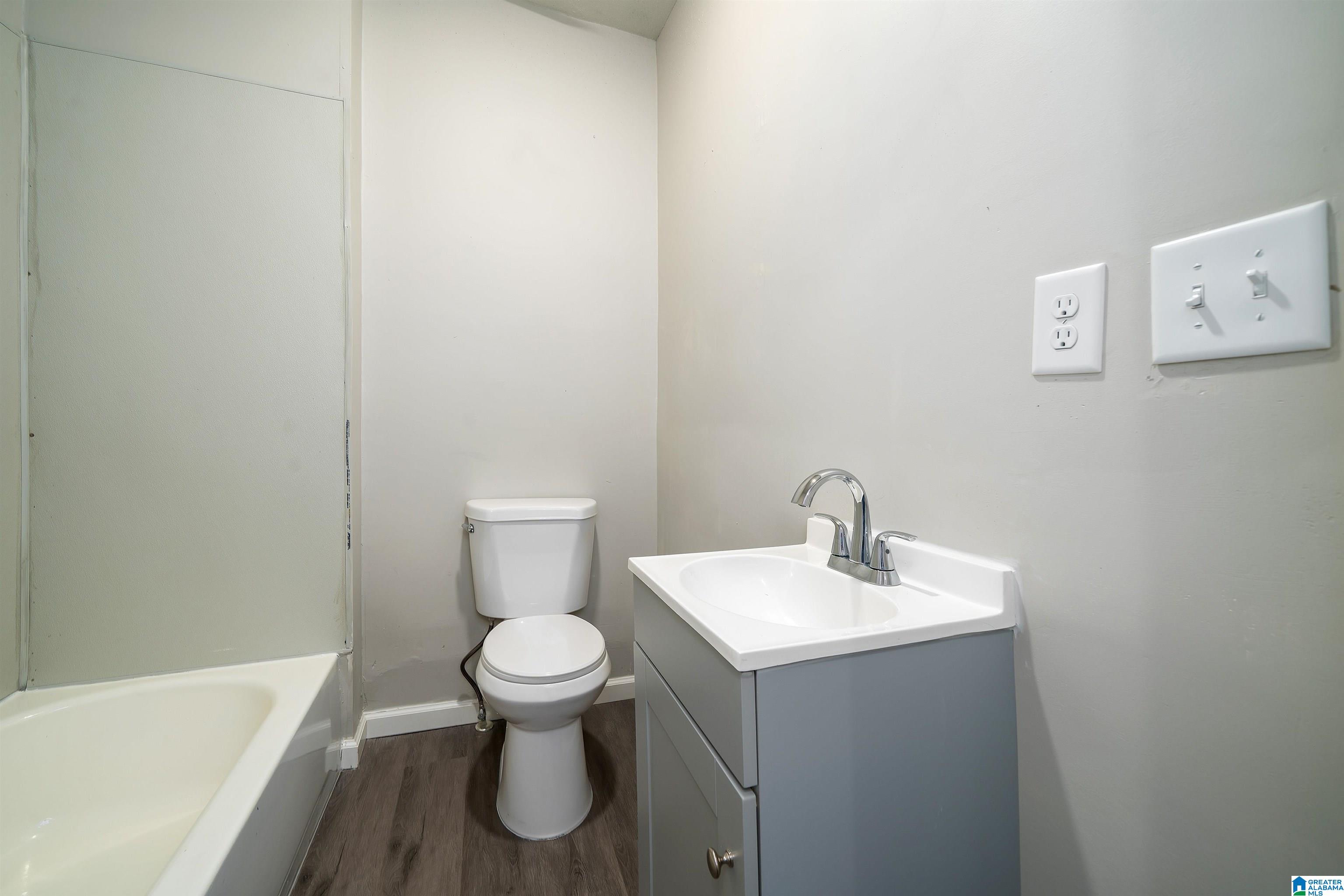 2129 Pike Road Birmingham, AL 35208 - Photo 16 of 24