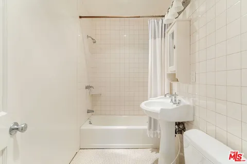 $3,999,000 | 1520 Bonnell Drive, Topanga, CA 90290