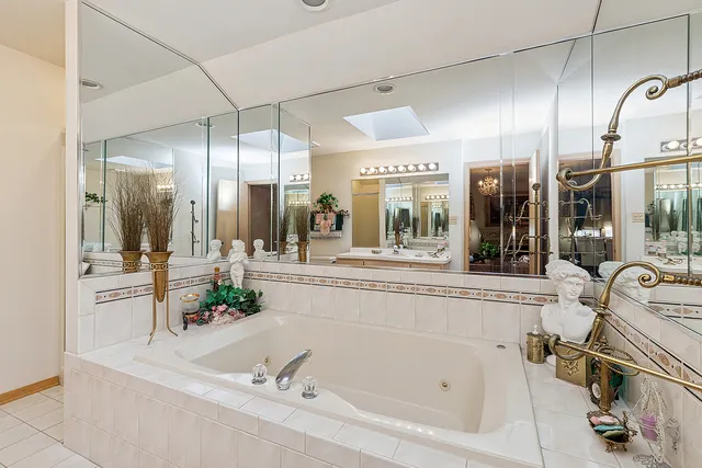 $299,900 | 17273 Lakebrook Drive, Orland Park, IL 60467