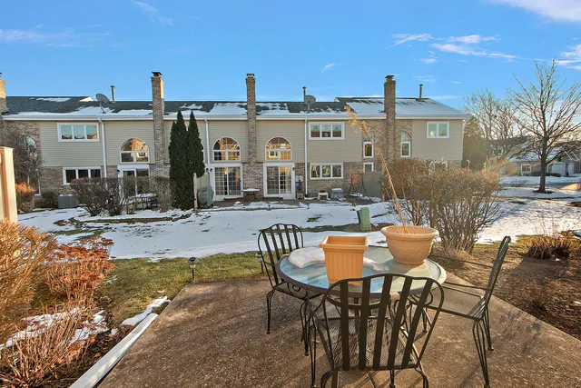 $299,900 | 17273 Lakebrook Drive, Orland Park, IL 60467