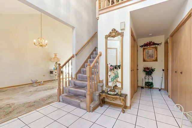 $299,900 | 17273 Lakebrook Drive, Orland Park, IL 60467