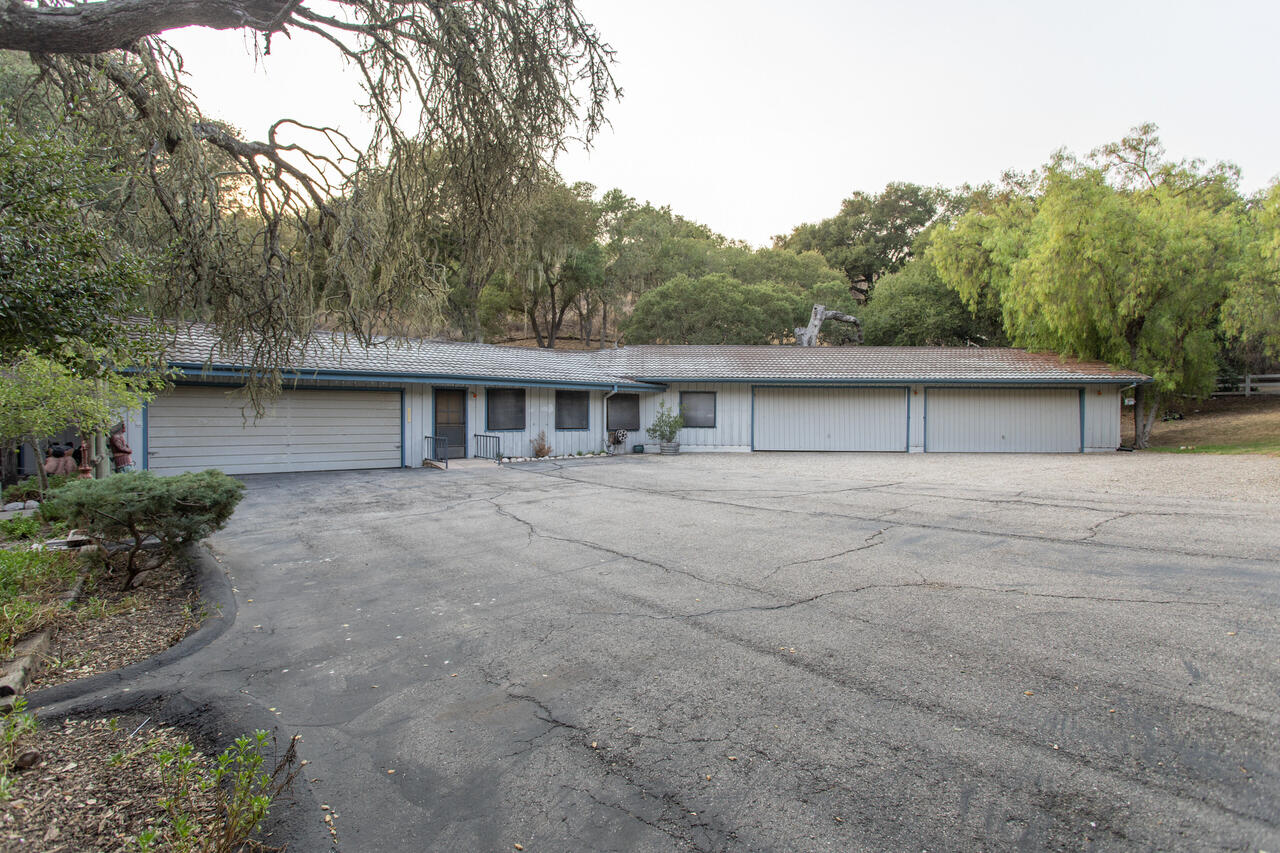 4260 Oak View Road Santa Ynez, CA 93460 - Photo 64 of 98 a front view of house with a garden