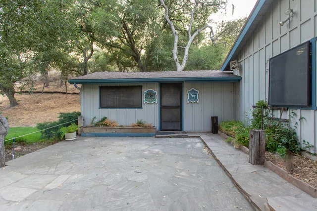 $2,200,000 | 4260 Oak View Road, Santa Ynez, CA 93460