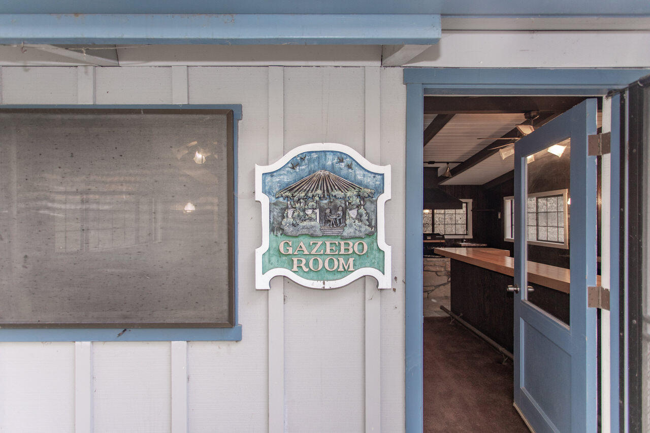 4260 Oak View Road Santa Ynez, CA 93460 - Photo 68 of 98 a utility room with washer and dryer