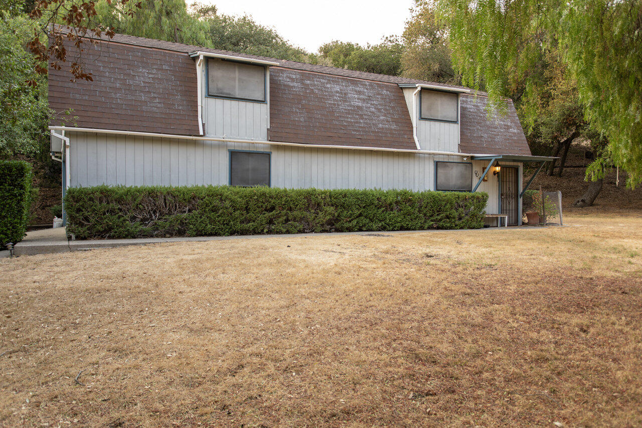 4260 Oak View Road Santa Ynez, CA 93460 - Photo 86 of 98 a front view of a house with a yard