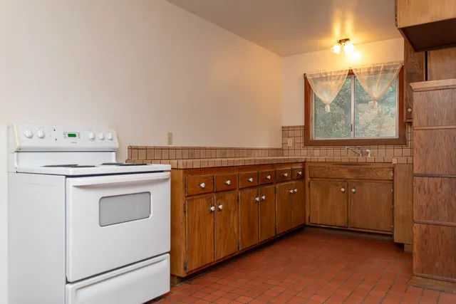 $2,200,000 | 4260 Oak View Road, Santa Ynez, CA 93460