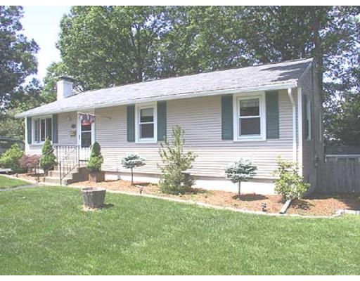 152 Ridge Road Marlborough, MA 01752 - Photo 1 of 9 Gallery Image 1
