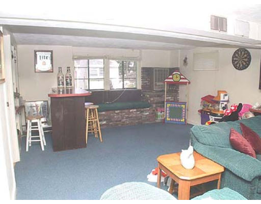 152 Ridge Road Marlborough, MA 01752 - Photo 4 of 9 Gallery Image 4