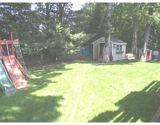 152 Ridge Road Marlborough, MA 01752 - Photo 8 of 9 Gallery Image 8