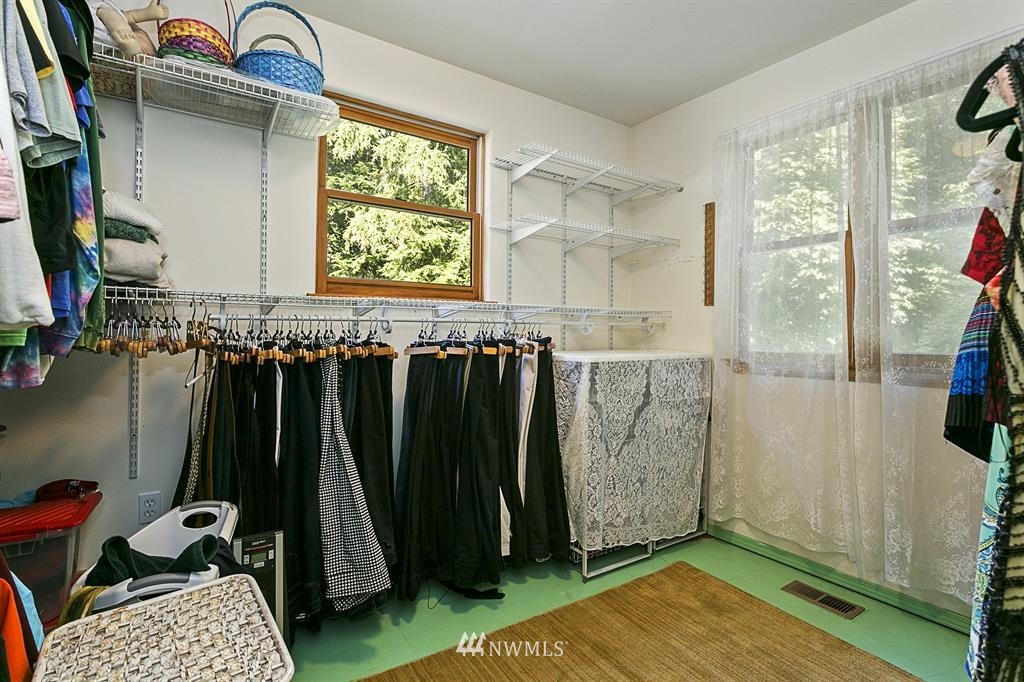 14606 Jordan Road Arlington, WA 98223 - Photo 9 of 24 Gallery Image 9