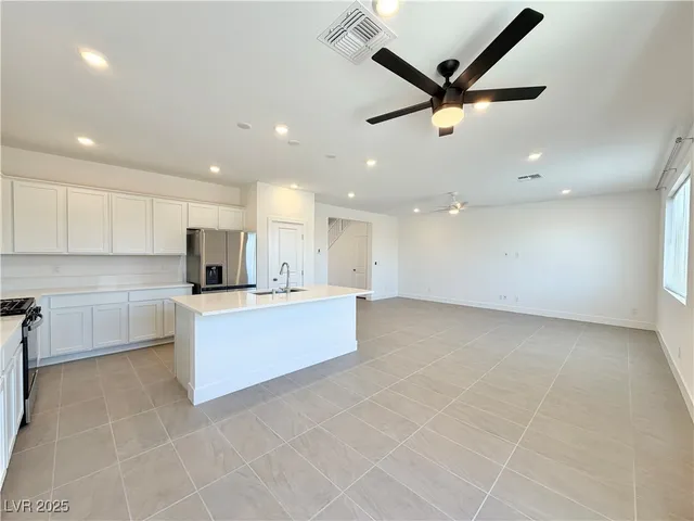 $2,895 | 5833 Marigold Sunset Court, Las Vegas, NV 89113