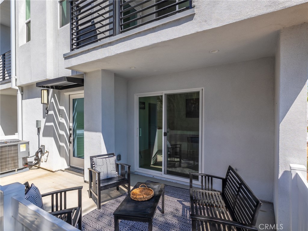 121 East 223rd Street, Unit 3 Carson, CA 90745 - Photo 4 of 34