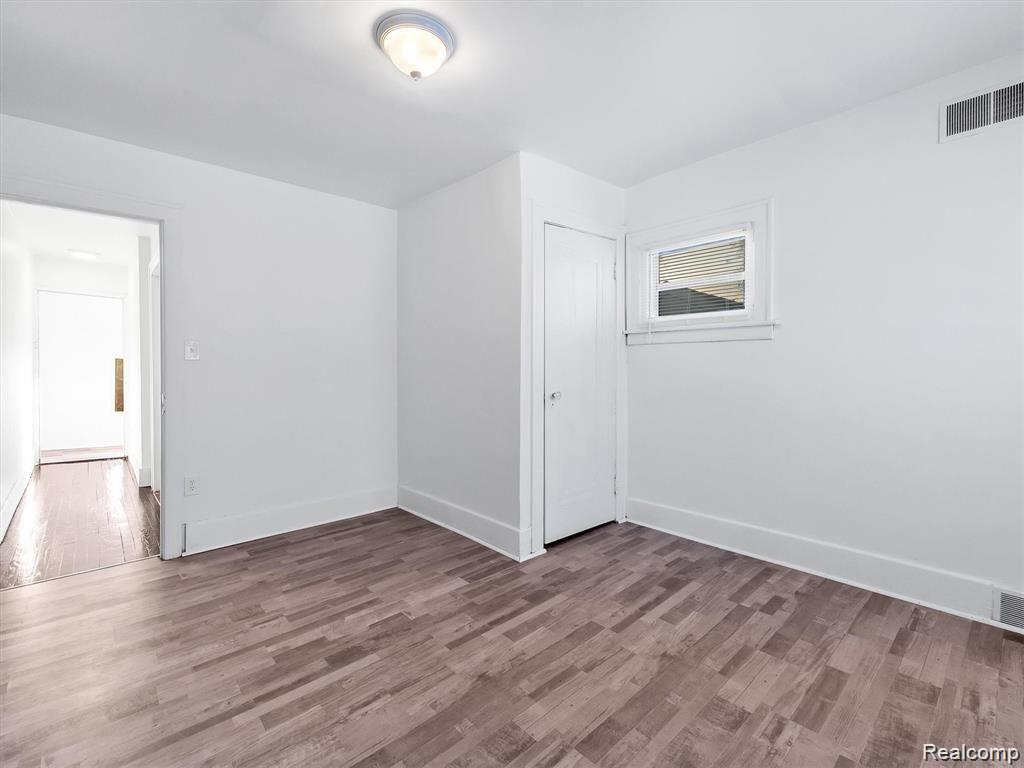 16200 Inverness Street Detroit, MI 48221 - Photo 22 of 32 26-16200-Inverness-St-WindowStill-Real-Estate-Photography-26.jpg