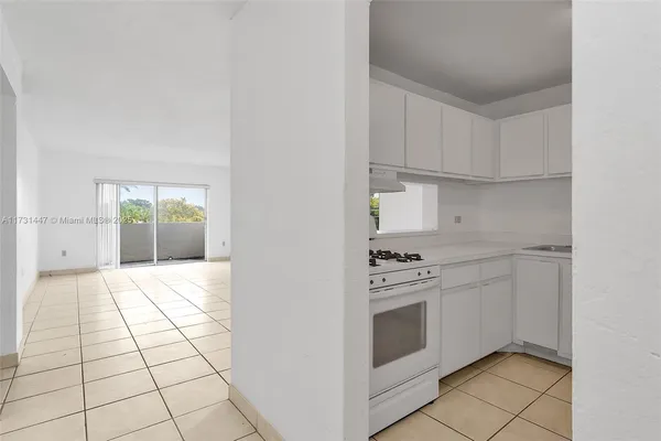 $197,500 | 6884 North Kendall Drive, Unit C404, Pinecrest, FL 33156