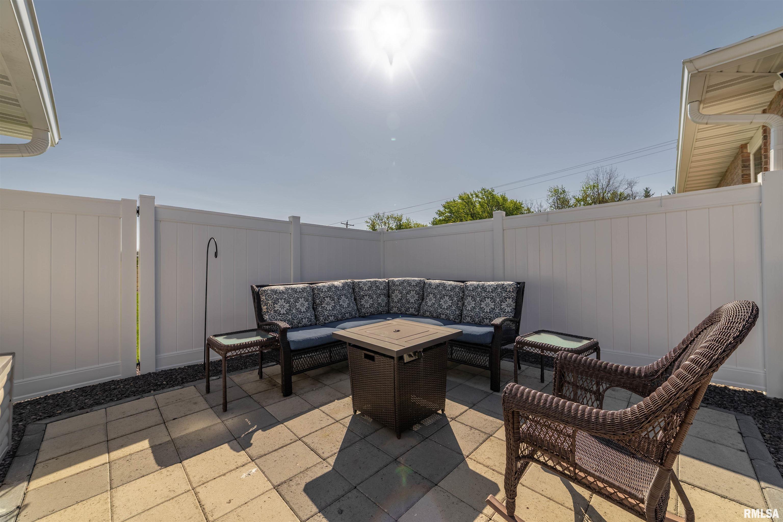 1006 Abbey Ridge Court Quincy, IL 62305 - Photo 39 of 45