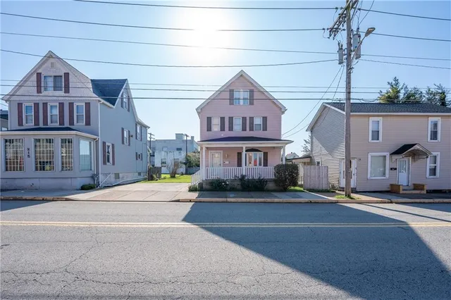 $180,000 | 213 Chestnut Street, Latrobe, PA 15650