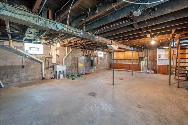 $180,000 | 213 Chestnut Street, Latrobe, PA 15650