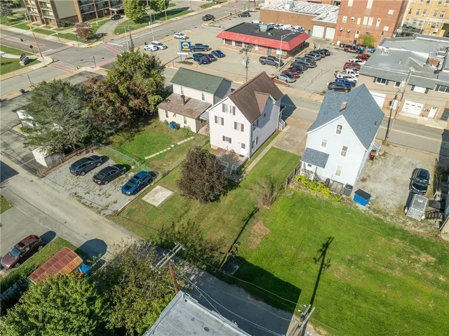 $180,000 | 213 Chestnut Street, Latrobe, PA 15650