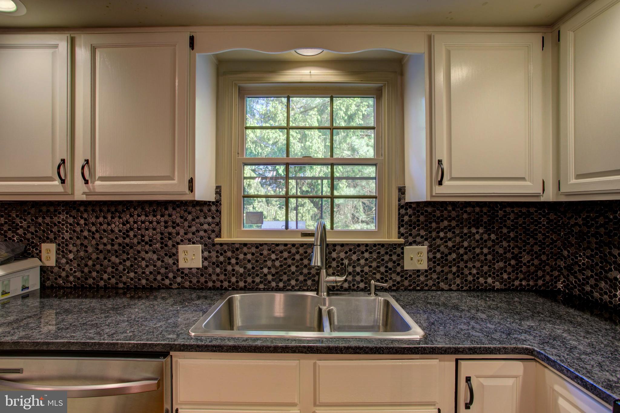 1857 Spring Ridge Lane Lancaster, PA 17603 - Photo 15 of 48 Gallery Image 15