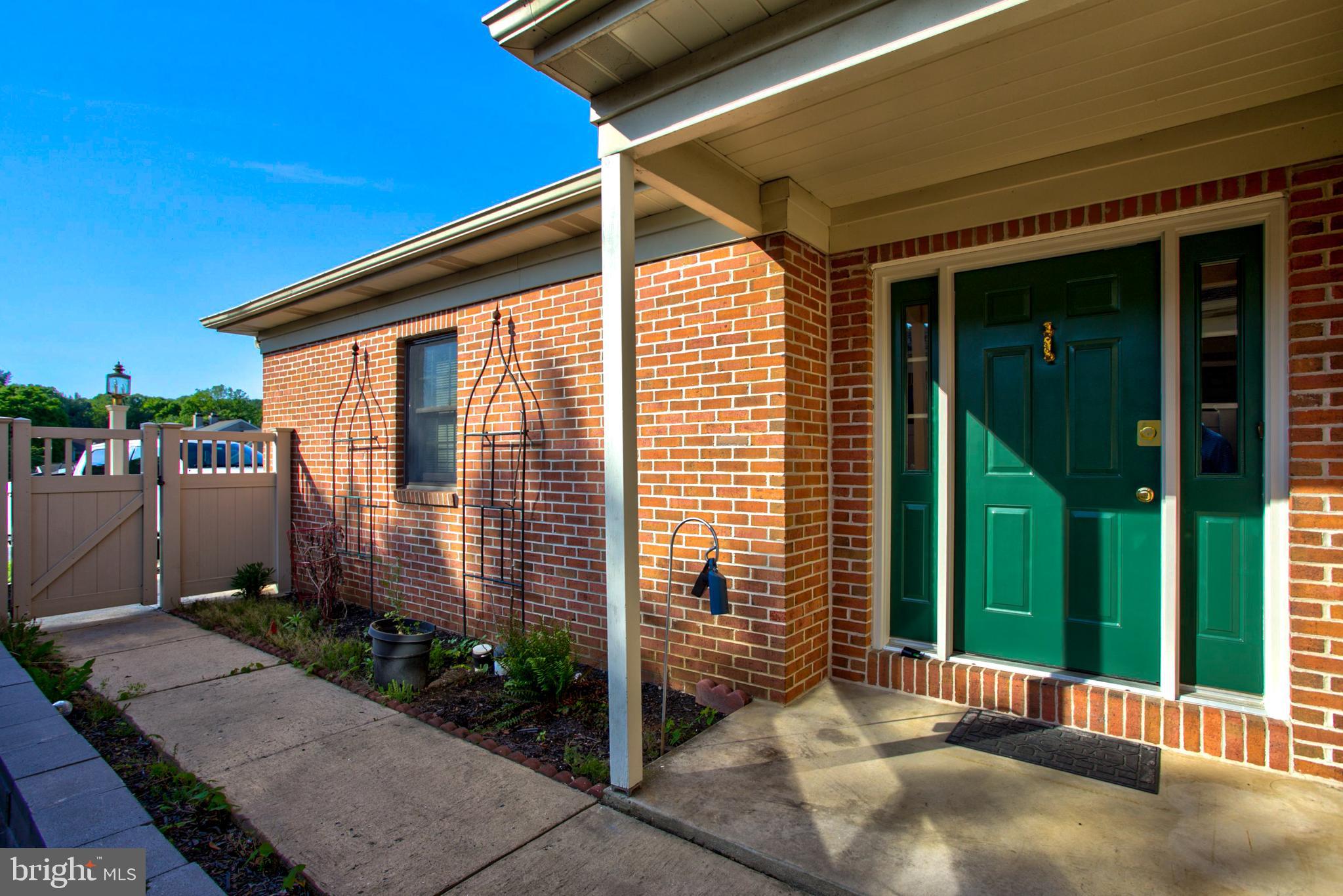 1857 Spring Ridge Lane Lancaster, PA 17603 - Photo 3 of 48 Gallery Image 3