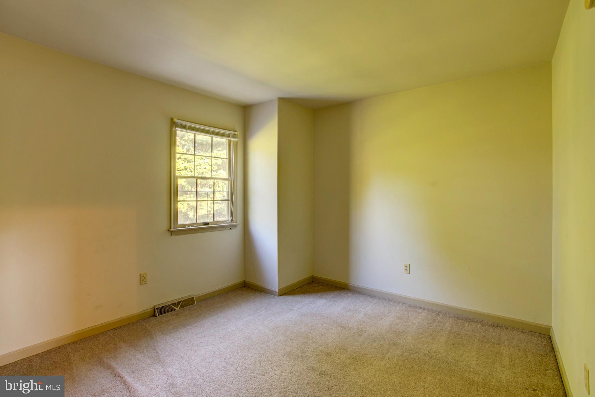 1857 Spring Ridge Lane Lancaster, PA 17603 - Photo 32 of 48 Gallery Image 32