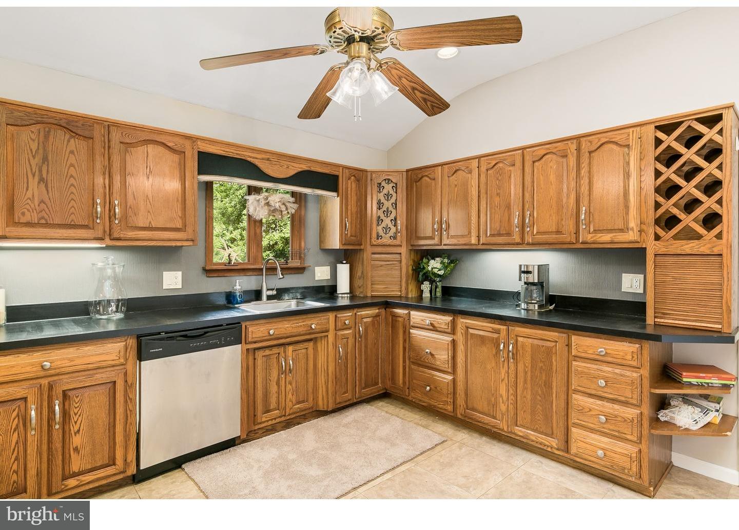 231 Drake Road Cherry Hill, NJ 08034 - Photo 10 of 25