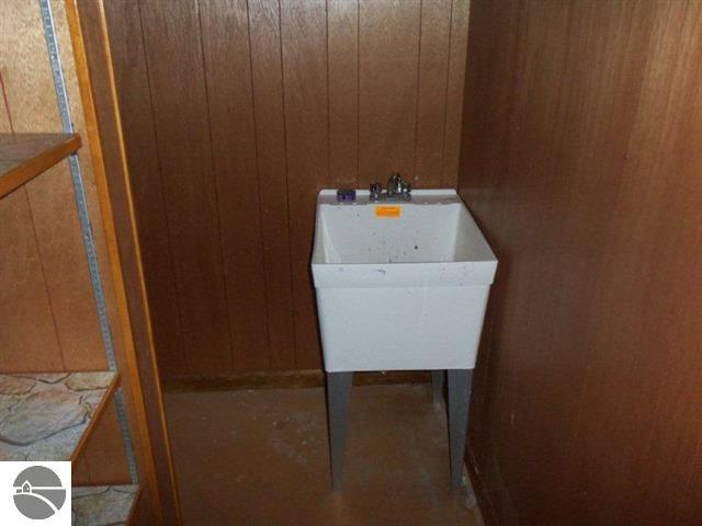 3692 Harolds Road Traverse City, MI 49696 - Photo 26 of 34 1744686-25.JPG