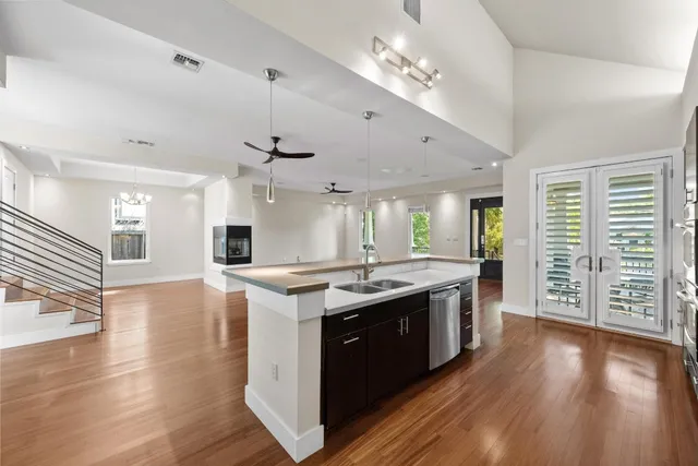 $1,275,000 | 815 West Gibson Street, Austin, TX 78704