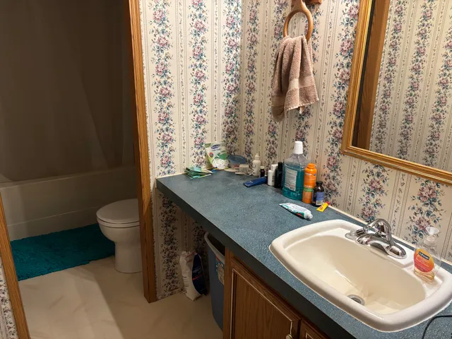 $149,000 | 501 West Ohio Court, Sturgis, MI 49091