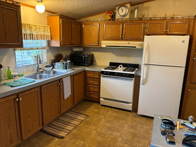 $149,000 | 501 West Ohio Court, Sturgis, MI 49091