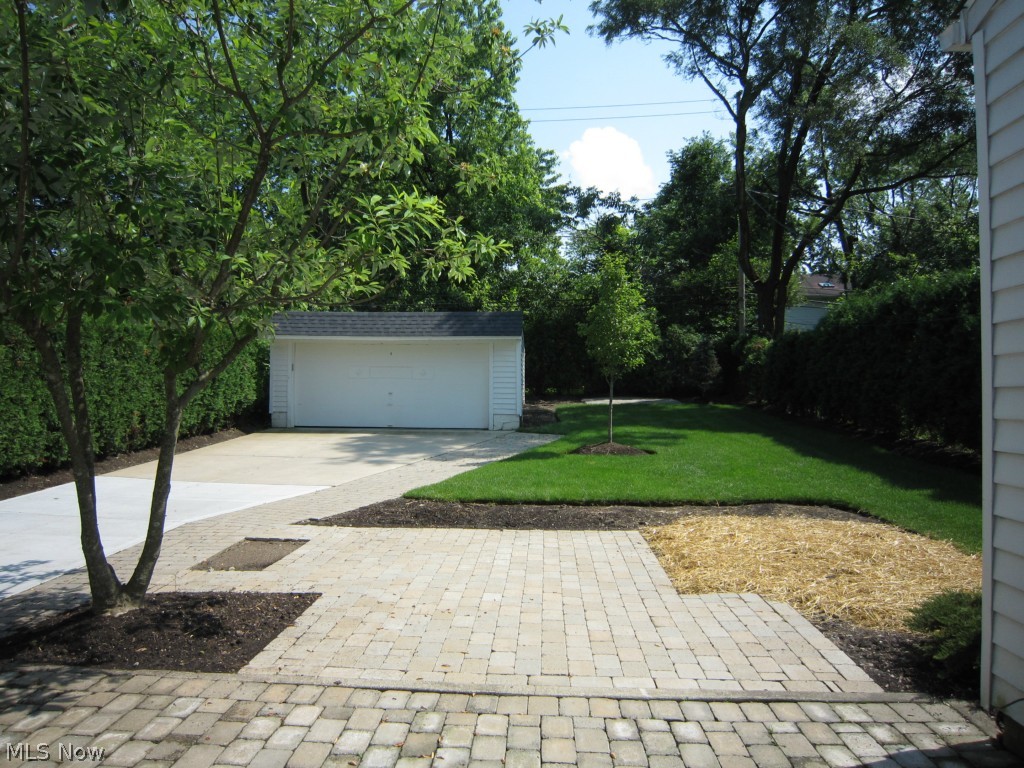 4496 Mackall Road South Euclid, OH 44121 - Photo 15 of 18