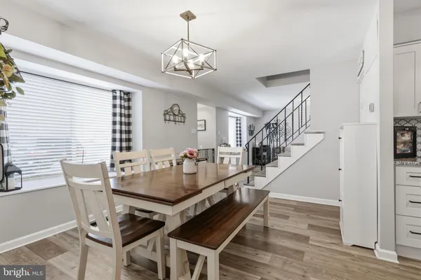 $325,000 | 22 Fitzwatertown Road, Unit C7, Willow Grove, PA 19090