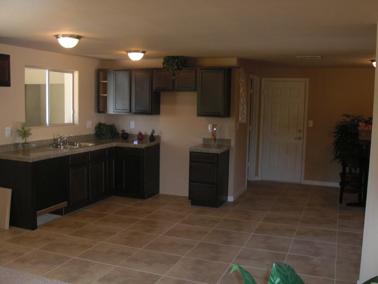 3564 West Griswold Road Phoenix, AZ 85051 - Photo 5 of 23 kitchen4