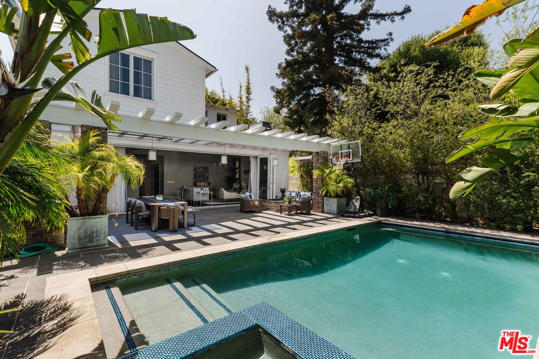 356 East Rustic Road Santa Monica, CA 90402 - Photo 1 of 28 Gallery Image 1