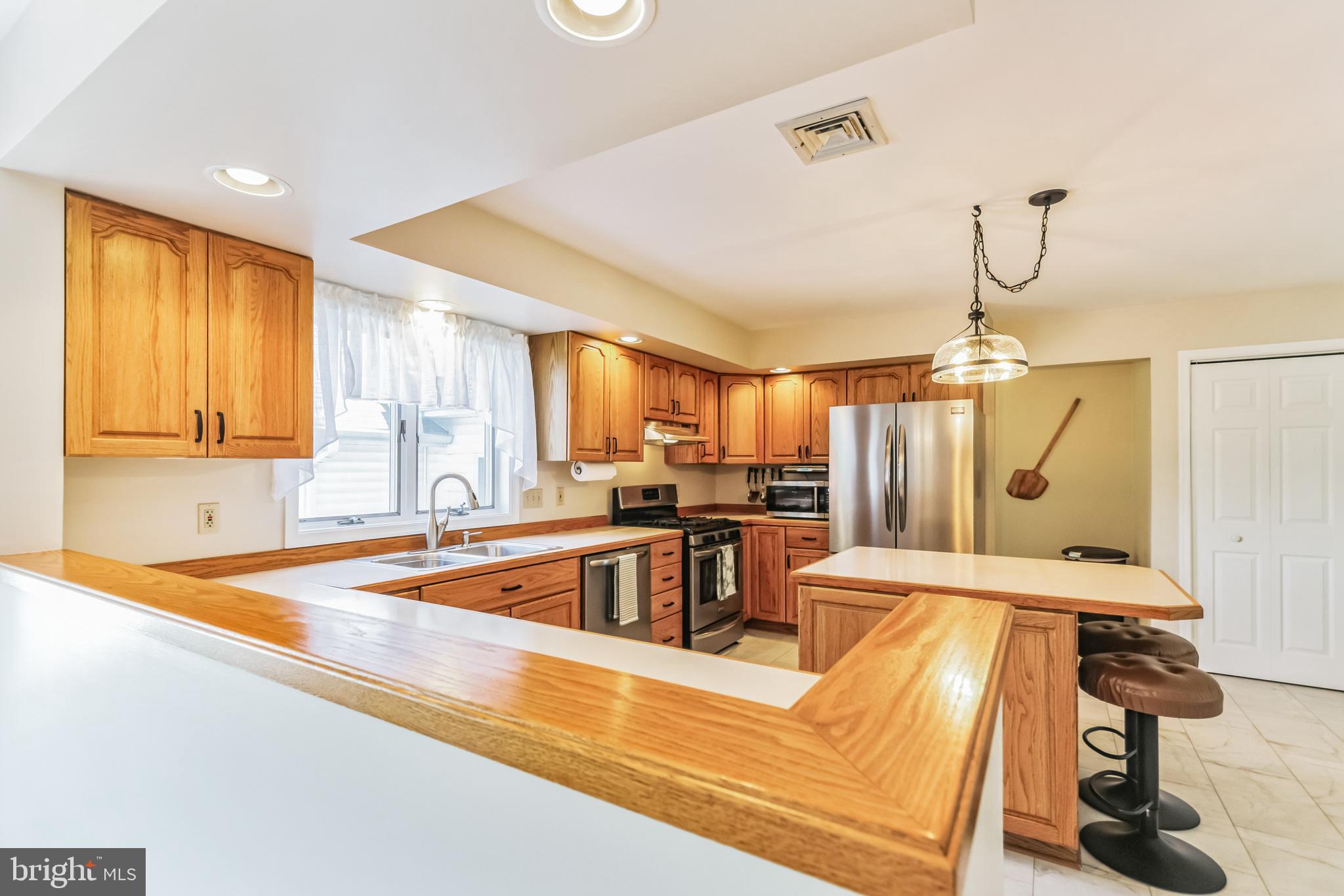 2558 Hillcrest Road Quakertown, PA 18951 - Photo 14 of 34 Gallery Image 14