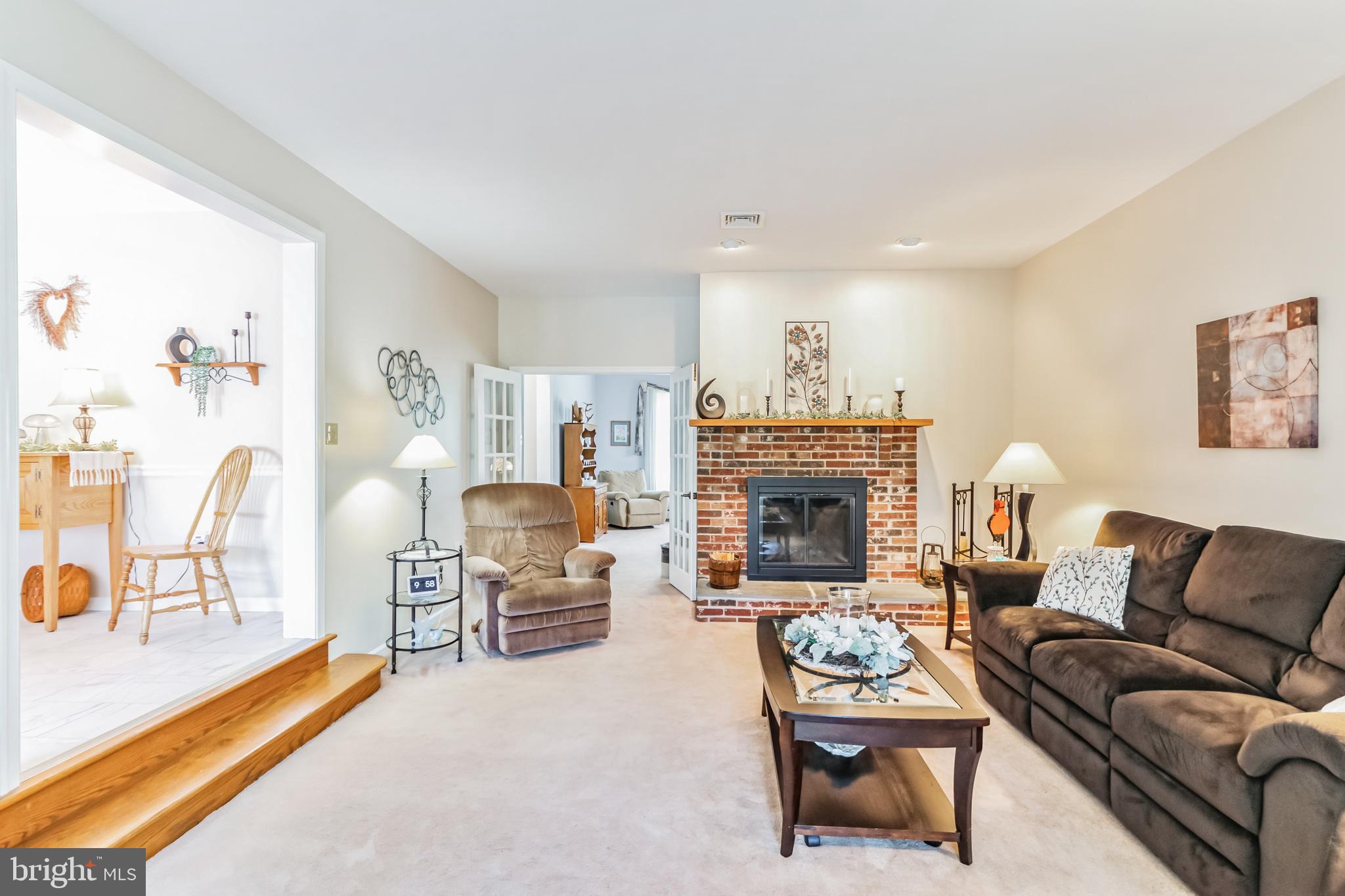 2558 Hillcrest Road Quakertown, PA 18951 - Photo 15 of 34 Family Room