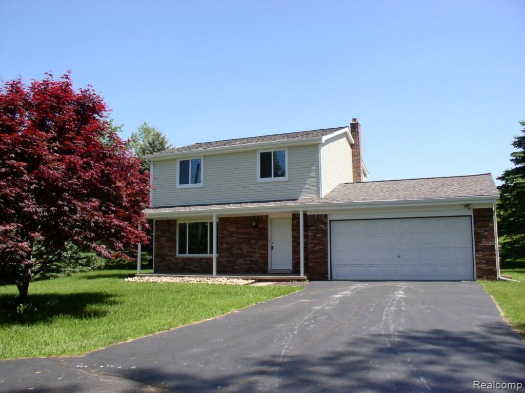 8486 Andersonville Road Clarkston, MI 48346 - Photo 1 of 17 Extrerior