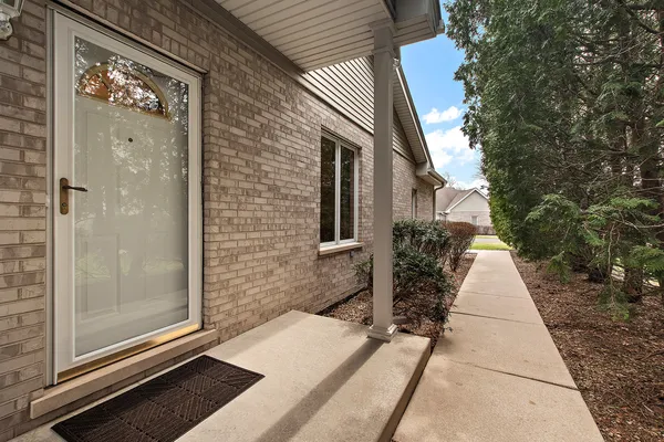 $415,000 | 16733 Summercrest Avenue, Orland Park, IL 60467